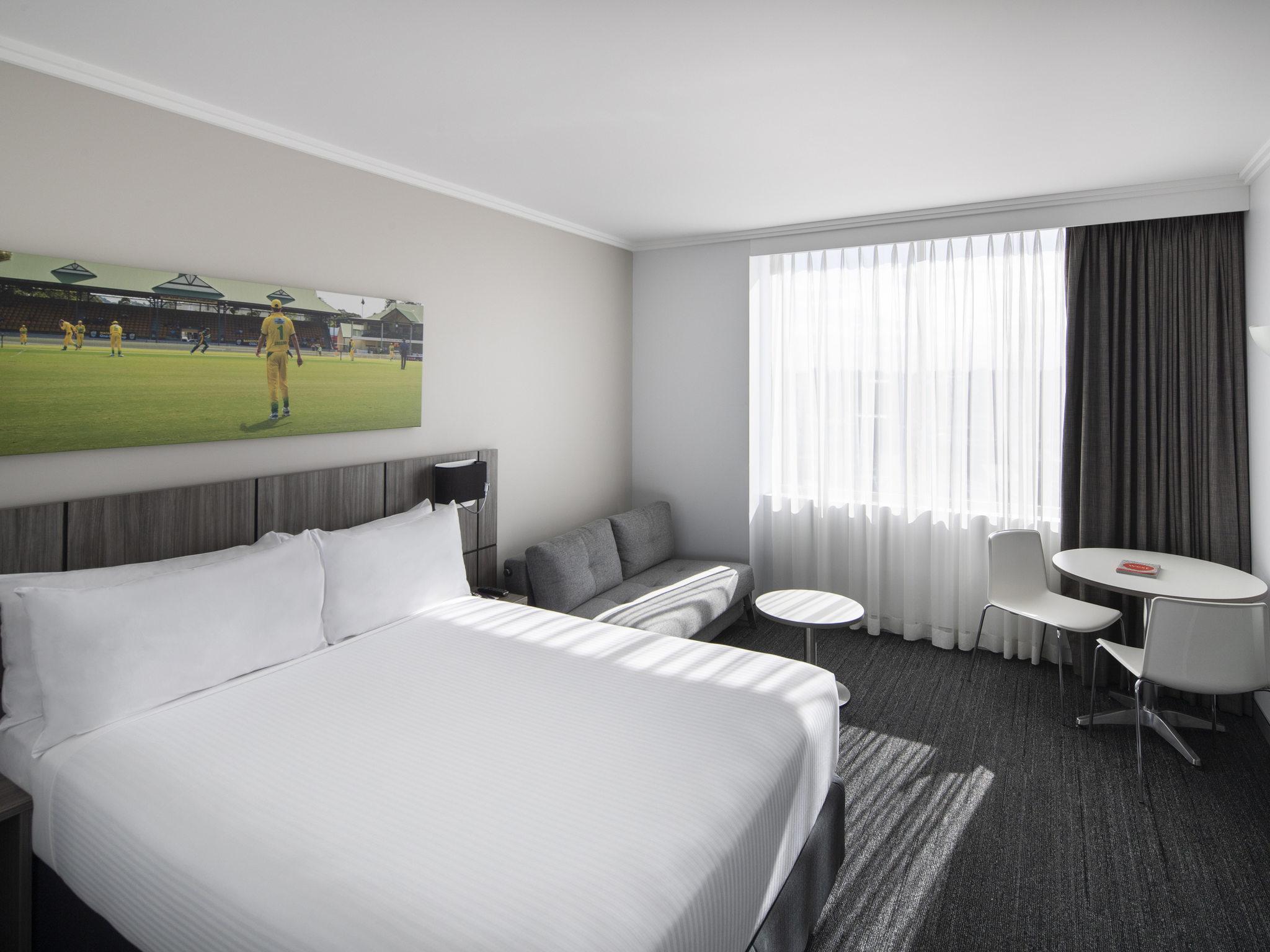 Mercure Sydney Bankstown Экстерьер фото